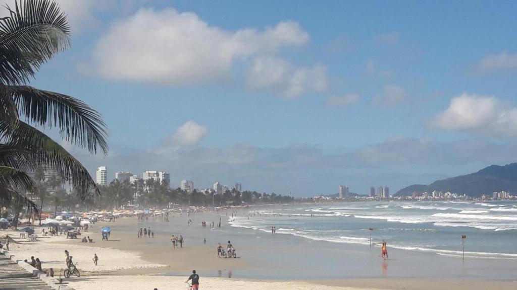 Pe Na Areia - Com Servico De Praia กัวรูจา ภายนอก รูปภาพ